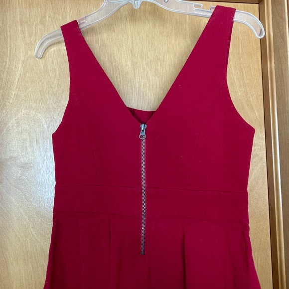 Fun red dress with keyhole - perfect for holiday parties! - Picture 6 of 10